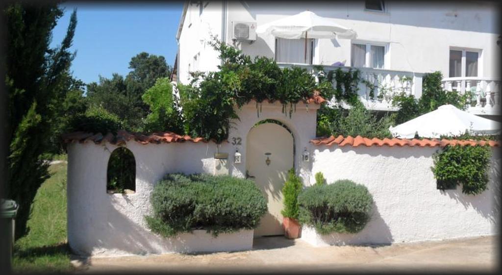 Apartment Jozefina Porec Bagian luar foto