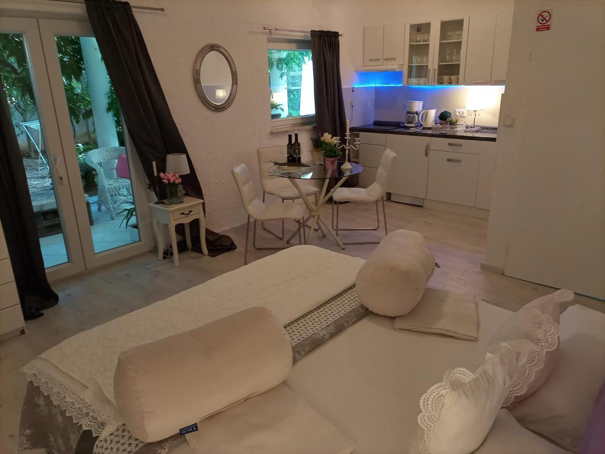 Apartment Jozefina Porec Bagian luar foto