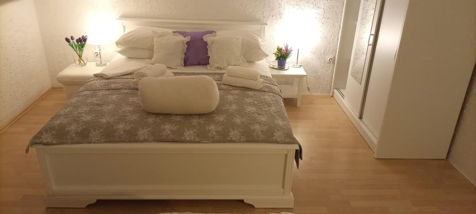 Apartment Jozefina Porec Bagian luar foto